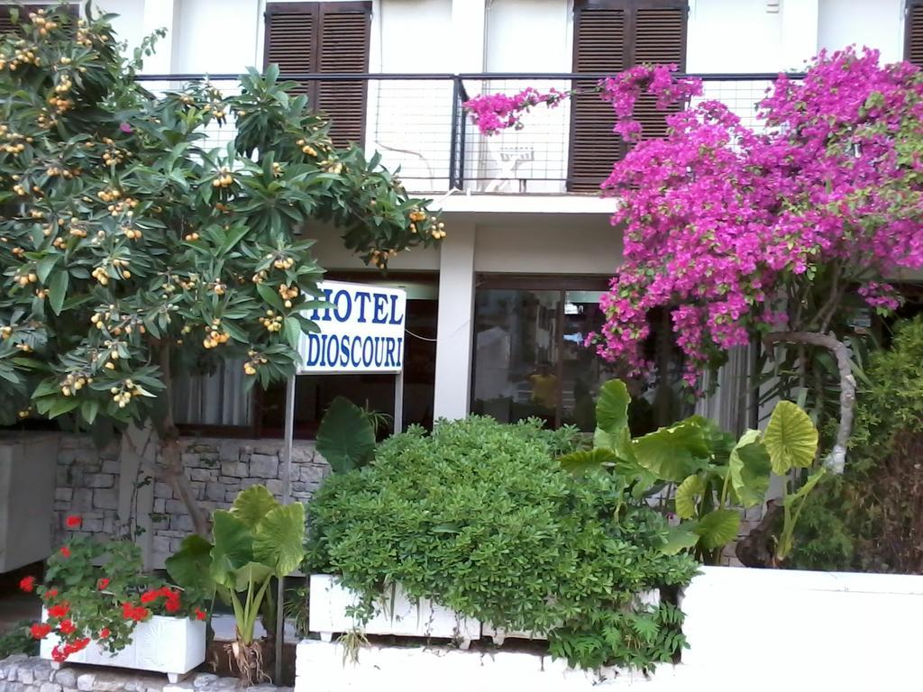 Dioscouri Hotel Sparta Esterno foto